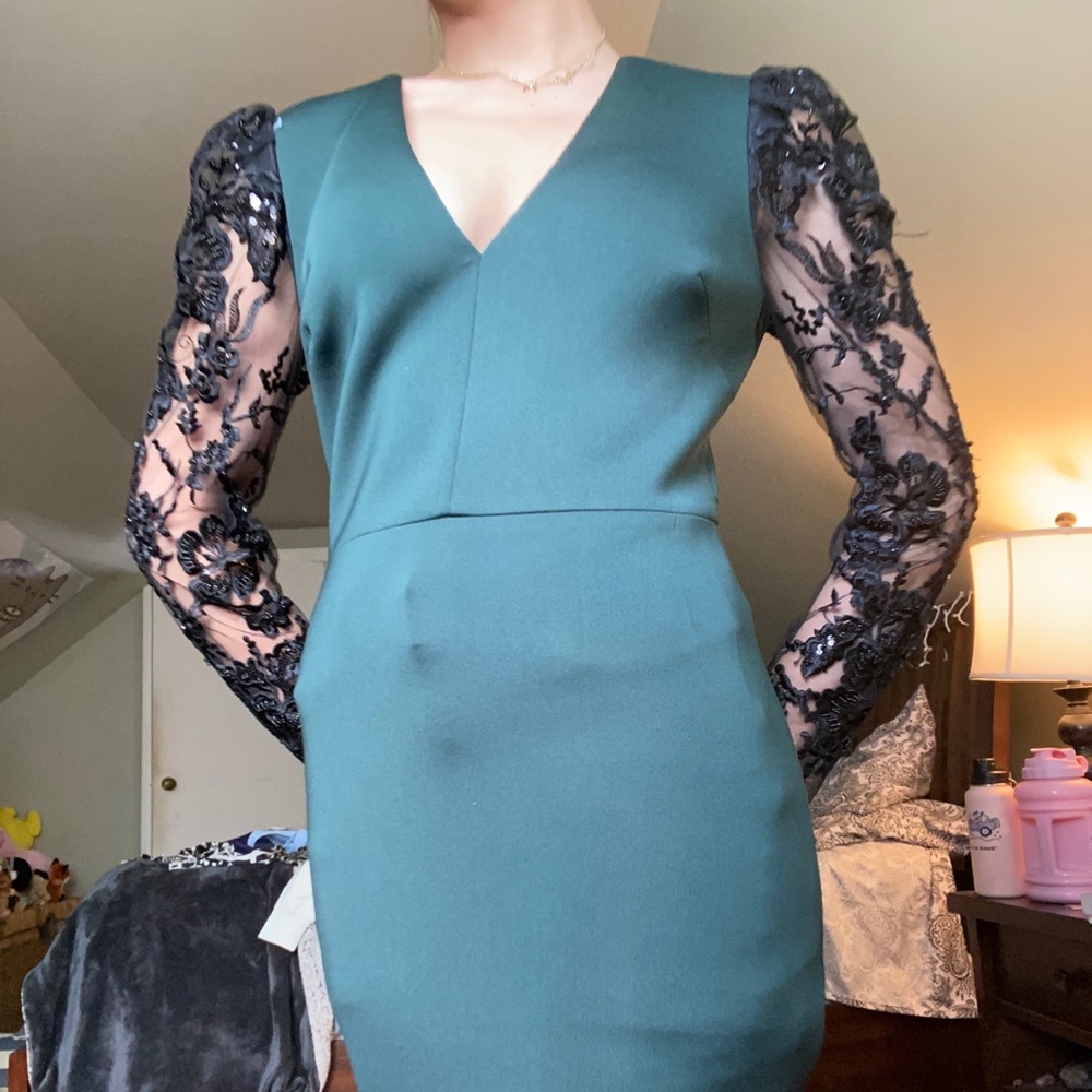 Badgley Mishka green dress with black lace sleeves